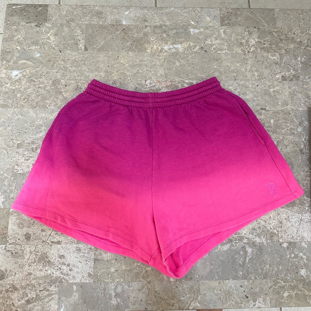 NWOT VS PINK gradient sweatshorts